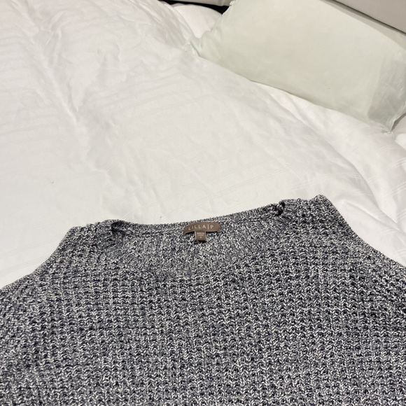 Stunning shoulder baring  grey sweater - Picture 5 of 5